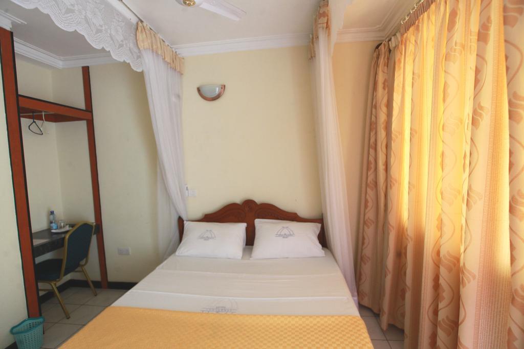 Coastgate Hotel Mombasa Zewnętrze zdjęcie
